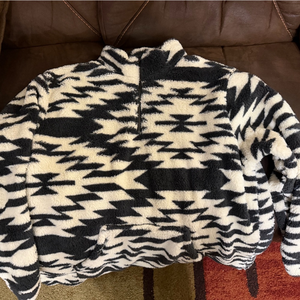 Black & White Aztec Sherpa Zip Quarter Zip